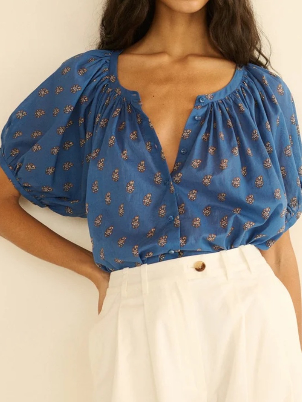 Doen NWT eartha paisly Blue Puff-Sleeve Button-Front top size L